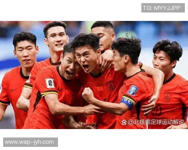 激烈对决在绿茵场上足球比赛的精彩瞬间与感人故事